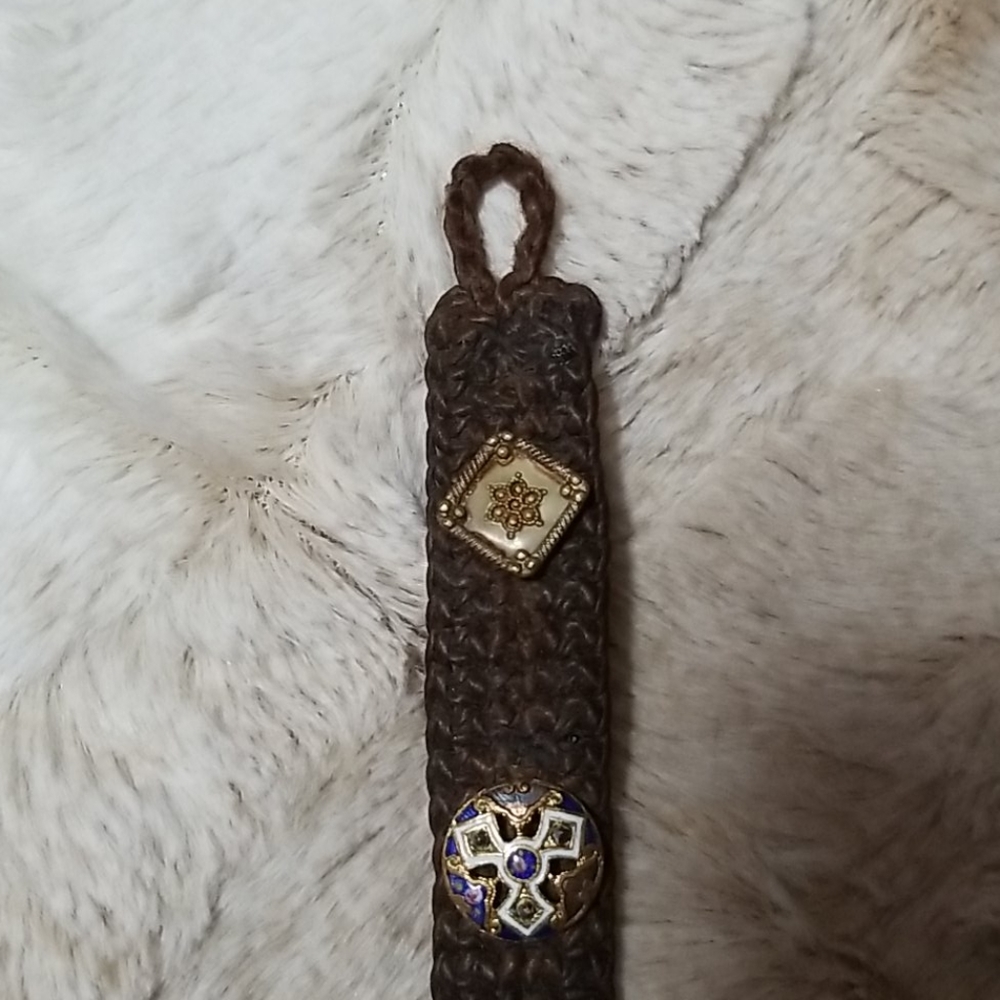 Micro Macrame Antique Button Bracelet - image 7